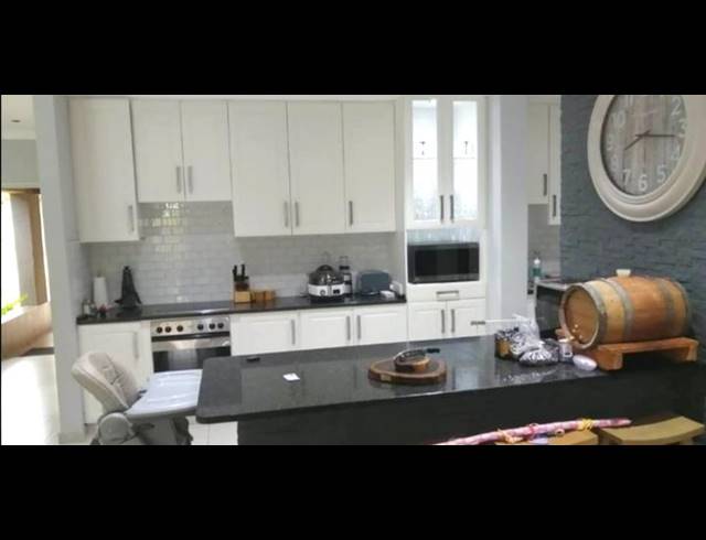 3 BEDROOM HOUSE FOR SALE IN MEER EN SEE